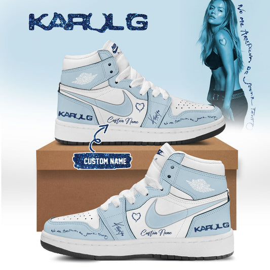 .KaRol G Album “NO ME ARREPIENTO DE SENTIR TANTO” 🩵 – Shoes