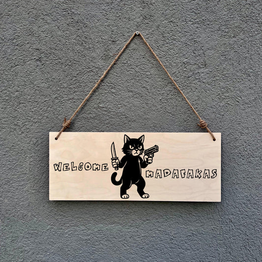 Funny Cat Wooden Sign - "Welcome Madafakas" Humor Wall Decor for Home, Bar, Man Cave