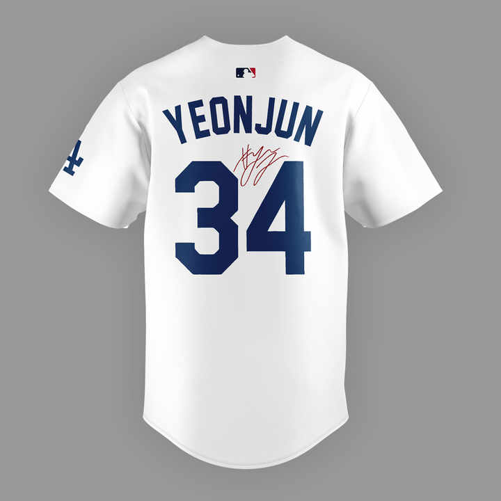 Limited edition Los Angeles Dodgers jersey with YEONJUN signature